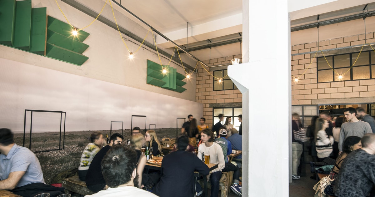 Hybrid Services Sign Digital Uk 2019 Min Hybrid Services Sign Digital Uk 2019 Min